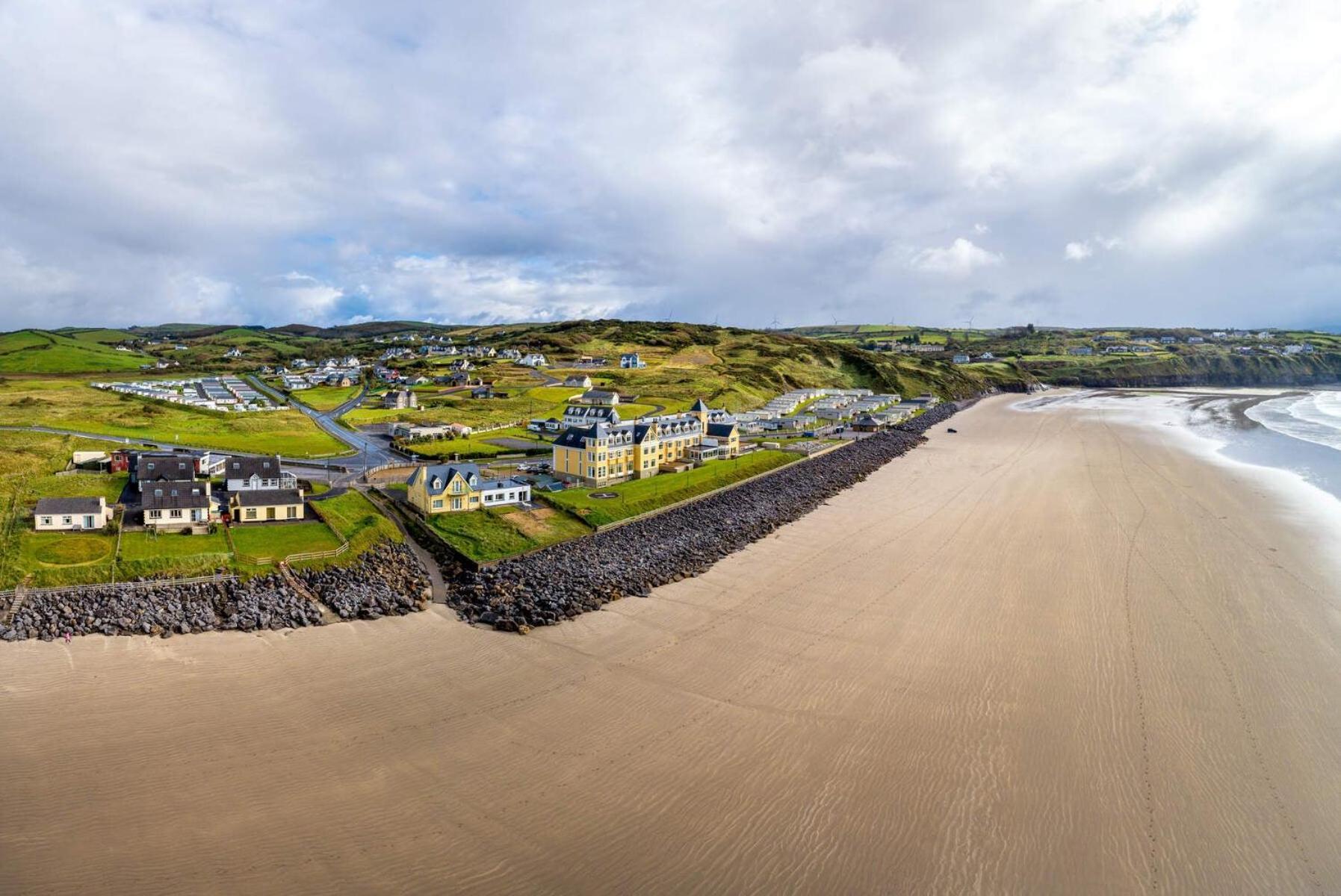 Sandys Shore Apartment Donegal Town Esterno foto